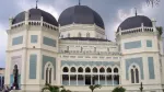 Pasar tradisional bersejarah di Medan setelah direnovasi